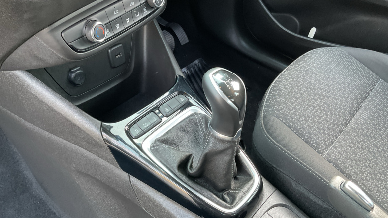 Vauxhall Crossland 1.2 Design 5dr Petrol Hatchback